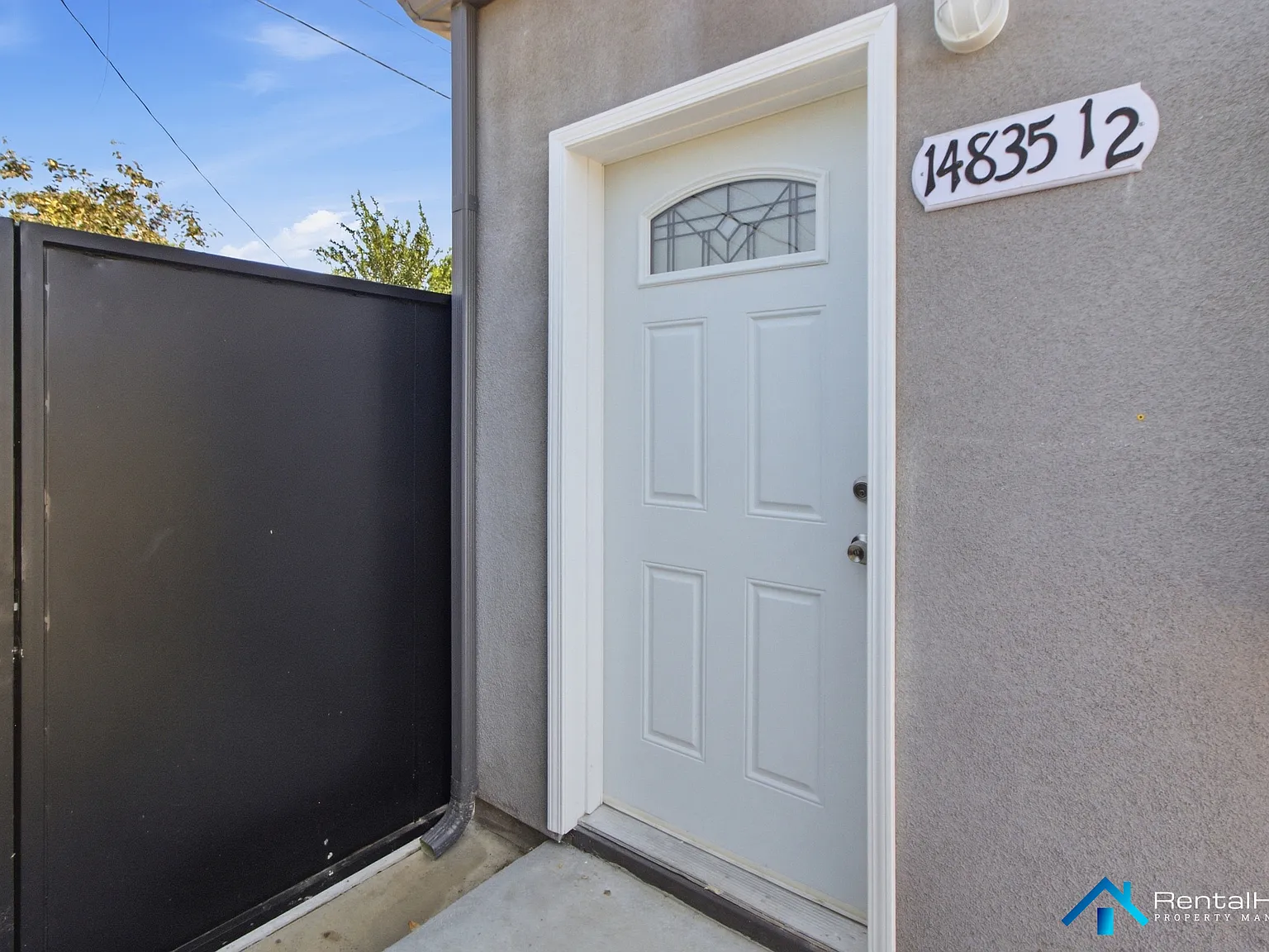 2 bed, 2.5 bath, 950 sqft, $2,845 — Photo 1