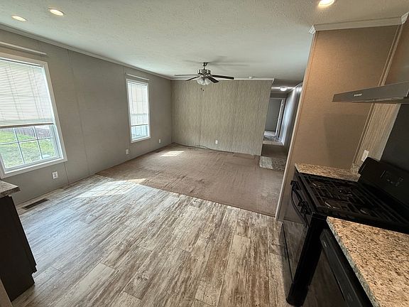 5th image of 9712 Gardner St Unit 187