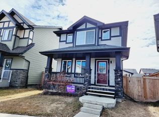 16027 13th Ave SW, Edmonton, AB T6W3N6