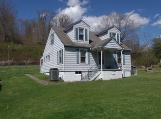 333 Yards Rd, Bluefield, VA 24605