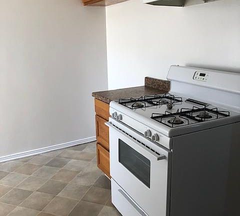 3rd image of 5333 Kinston Ave