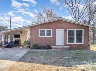 2320 Monterey Park Dr, Gastonia, NC 28054