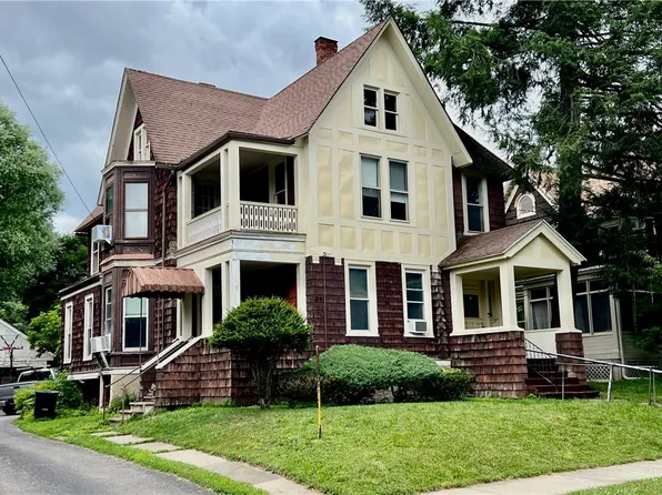 33 Elm St, Oneonta, NY 13820
