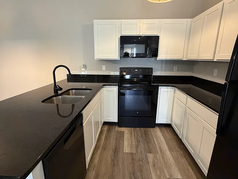 5577 N Edwards Cir #5577 — Photo 6
