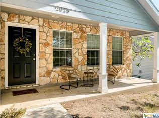 2025 N View Dr, San Marcos, TX 78666