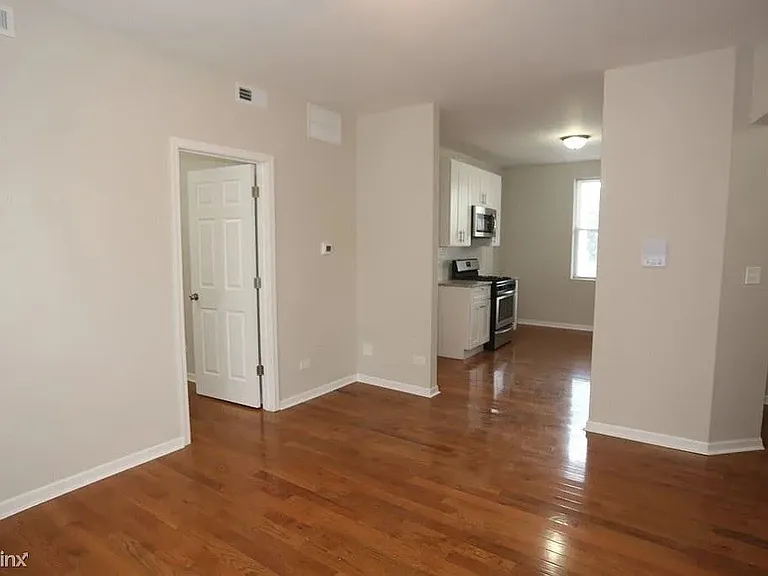 3916 W Altgeld St #1 — Photo 10