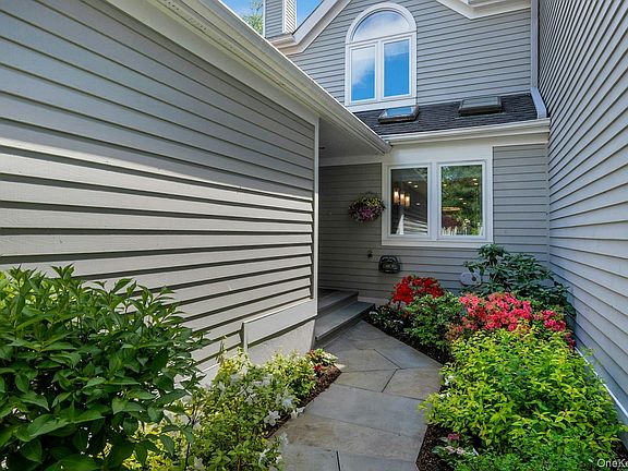2nd image of 229 Boulder Ridge Road
