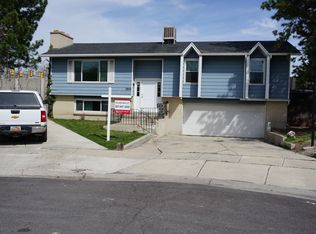 3810 W Pinehurst Cir, West Valley City, UT 84120