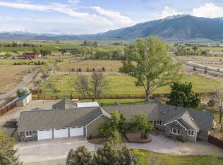 1097 Meadowlark Cir, Gardnerville, NV 89460