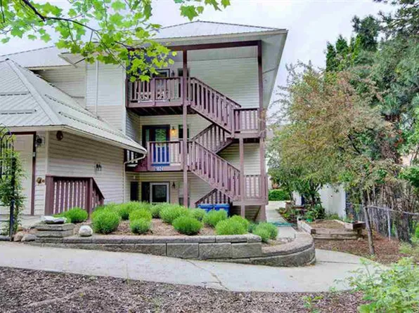 1624 W Wilson Ave B, Spokane, WA 99201