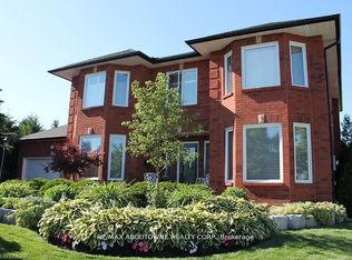 1487 The Links Dr, Oakville, ON L6M 2P2