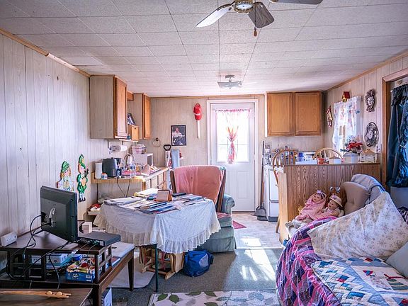 3rd image of 702 Academy Street