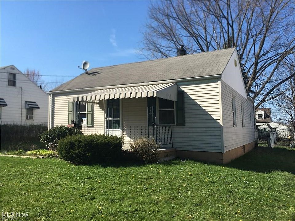 1st image of 852 Marmion Ave