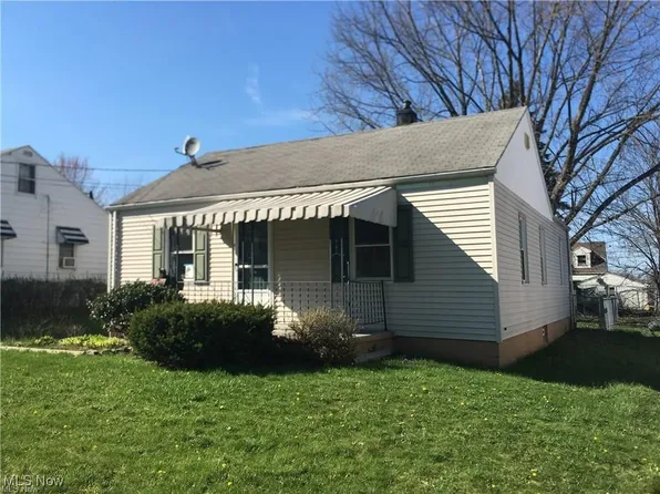 852 Marmion Ave, Youngstown, OH 44502