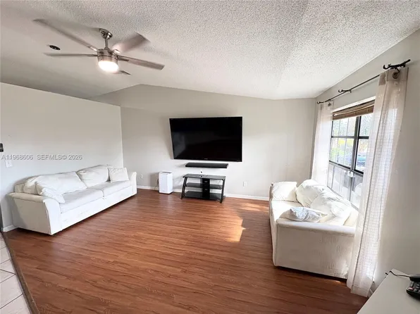 581 SW Banks Ter, Port Saint Lucie, FL 34953