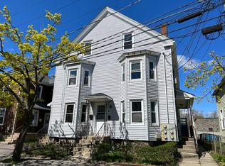 29 McKenn St APT 1, Waltham, MA 02453
