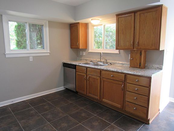 3rd image of 2729 Nesmith Lake Blvd