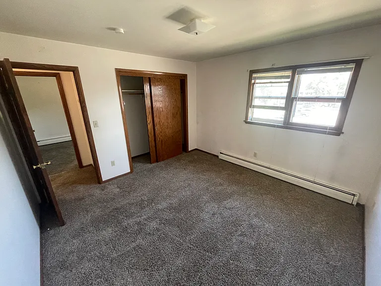 221 5th St S #12 — Photo 4