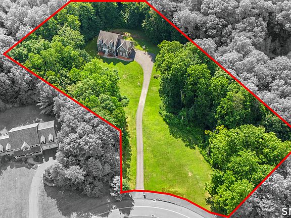 4th image of 3 Butternut Ridge Road