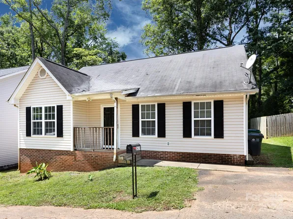 5419 Howard St, Charlotte, NC 28269