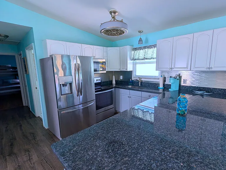 22961 John Avery Ln — Photo 10