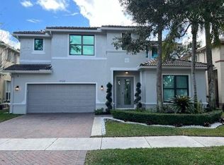 19124 Seneca Ave, Weston, FL 33332