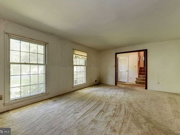 5th image of 3119 Savoy Dr