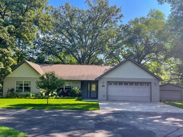 1716 W River Rd, Little Falls, MN 56345