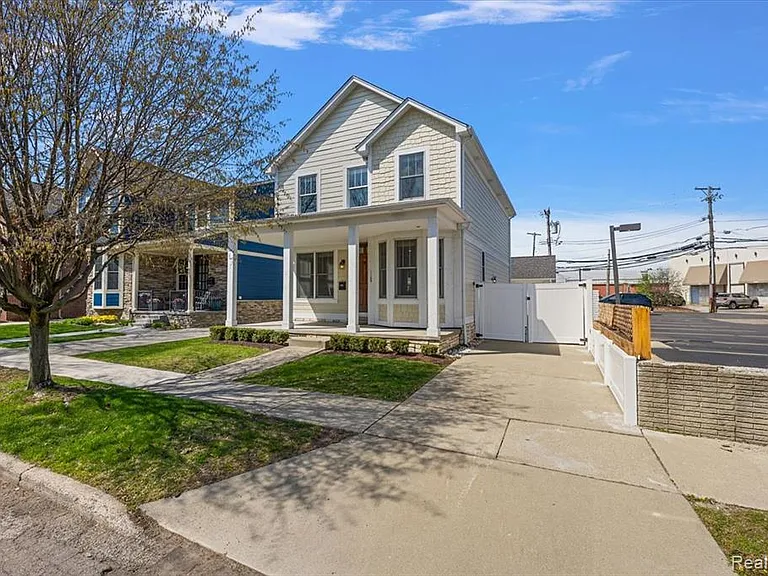 1109 Bennaville Ave — Photo 46
