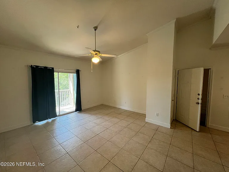 170 Veracruz Dr #332 — Photo 4