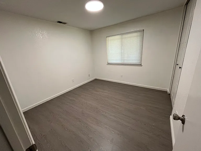 2024 Little Oak Way — Photo 10
