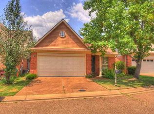 8672 N Ashley Glen Cir, Cordova, TN 38018