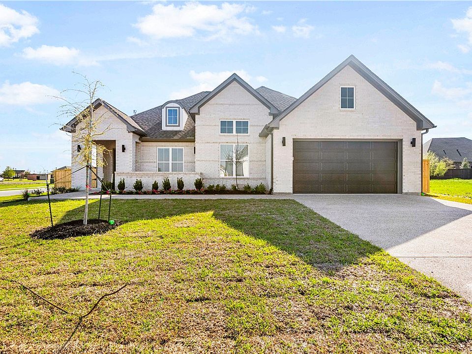 1st image of 5020 Royal Arch Dr