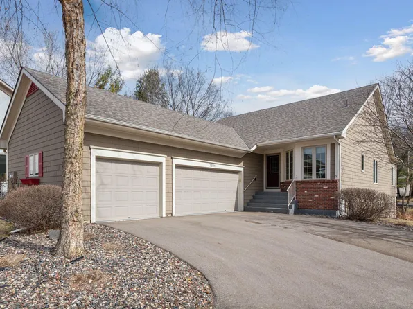 7881 Bailey Dr, Eden Prairie, MN 55347