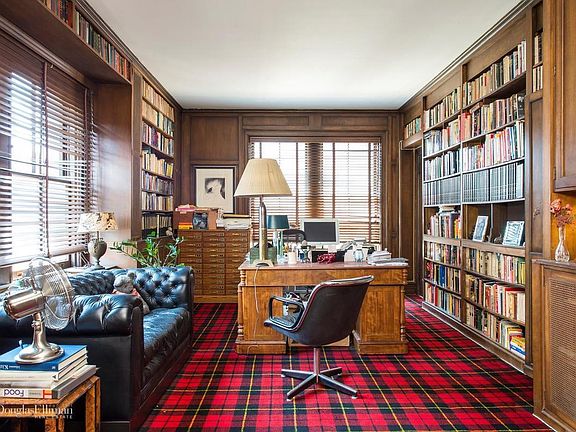 3rd image of 1004 Lexington Ave #12A