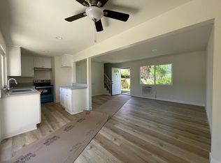 15661 S B St #6, Tustin, CA 92780