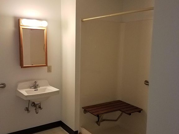 3rd image of 564 Thompson Ave APT 207