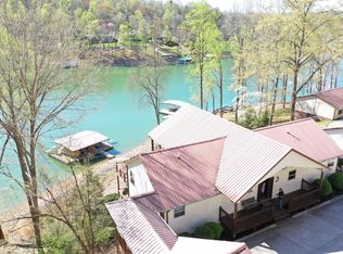 241 Big Pine Point Rd, La Follette, TN 37766
