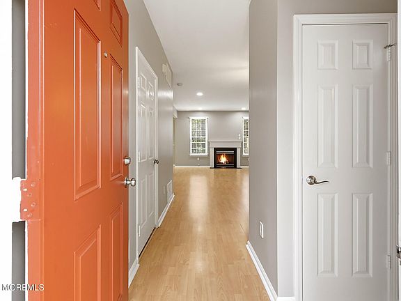 3rd image of 5 Manhattan Dr #63