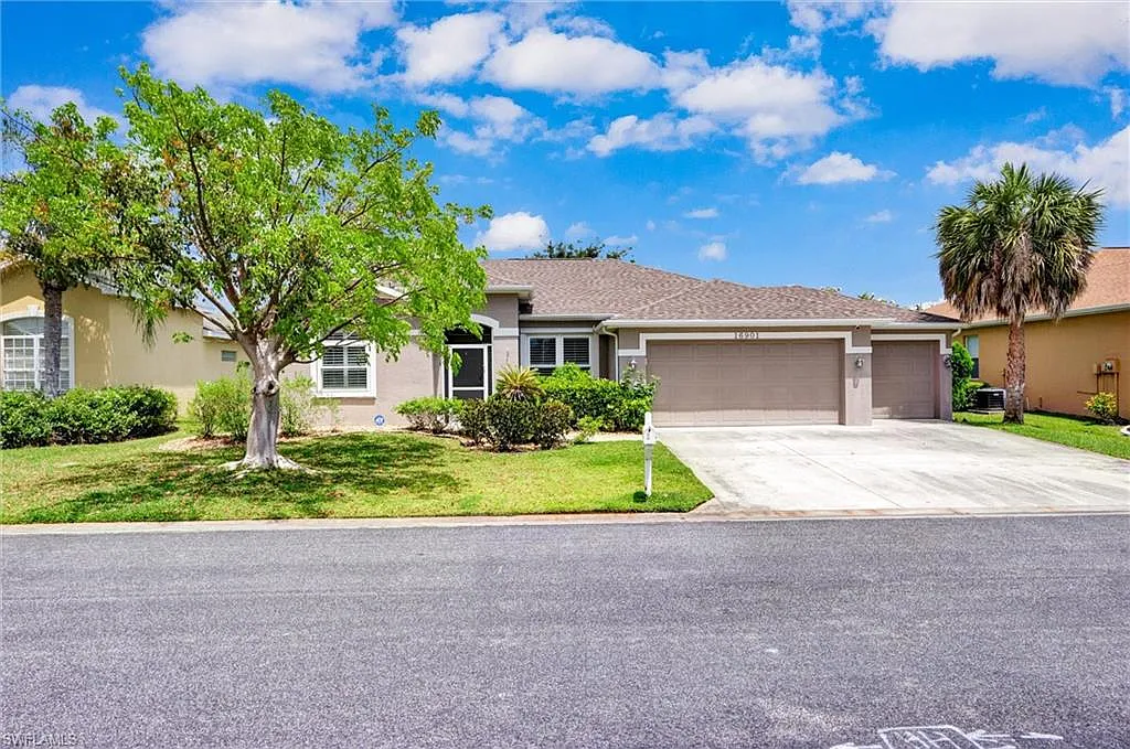 3 bed, 2.0 bath, 1915 sqft, $2,950 — Photo 1