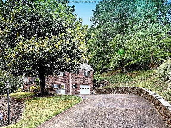 3rd image of 2204 Weberwood Dr