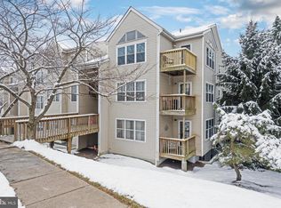 22 Deer Run Ct UNIT 524, Baltimore, MD 21227