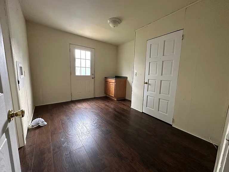 1670 Portland St — Photo 14