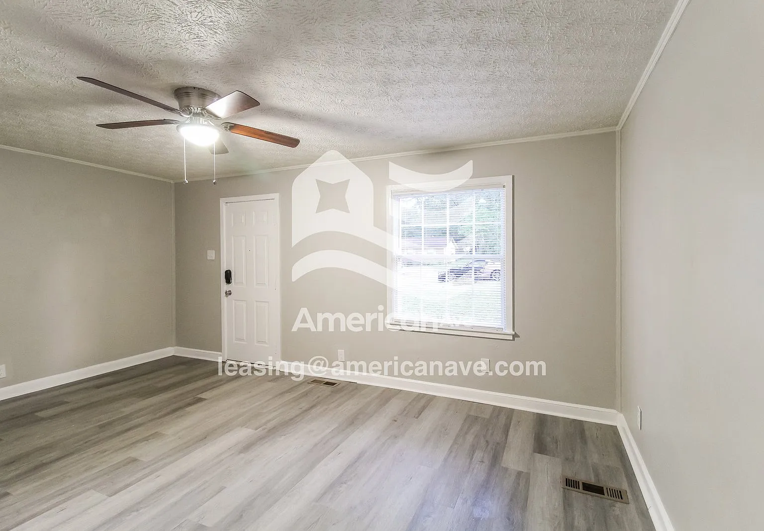 2 bed, 1.0 bath, 1132 sqft, $969 — Photo 3