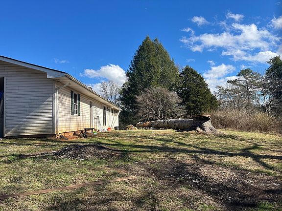 4th image of 145 Adams Ln