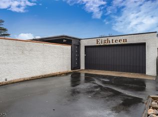 18 Bonetown Rd, Flemington, NJ 08822