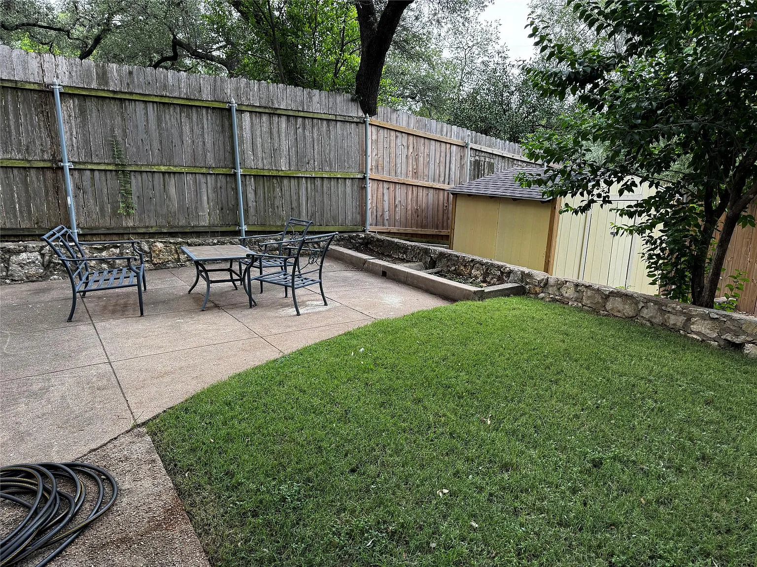 3 bed, 1.0 bath, 1559 sqft, $3,400 — Photo 4