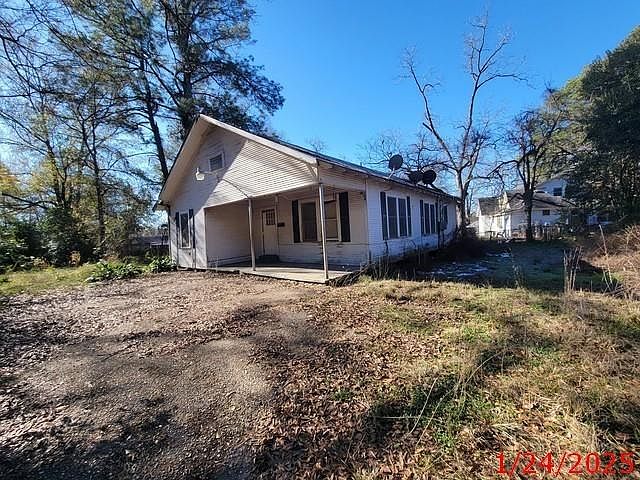 1st image of 1224 1/2 Aubrey St E