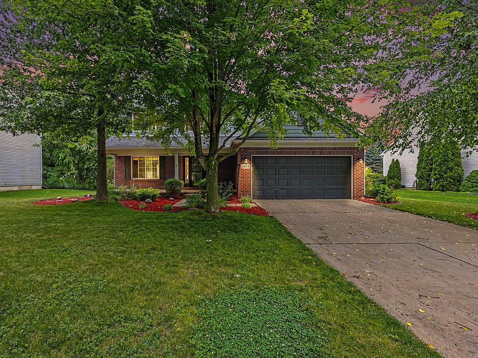 1st image of 1433 Carston Ln