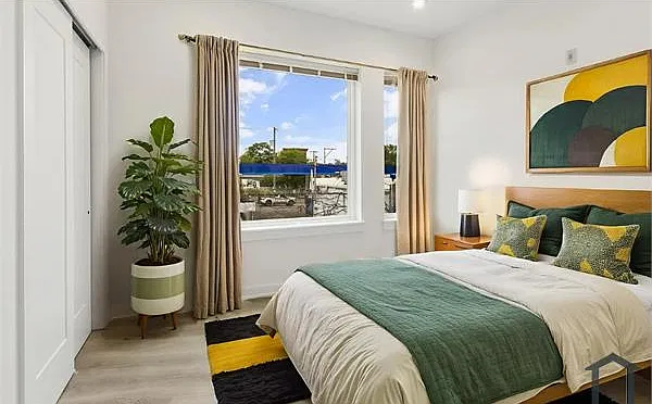 2 bed, 724 sqft, $1,500 — Photo 2